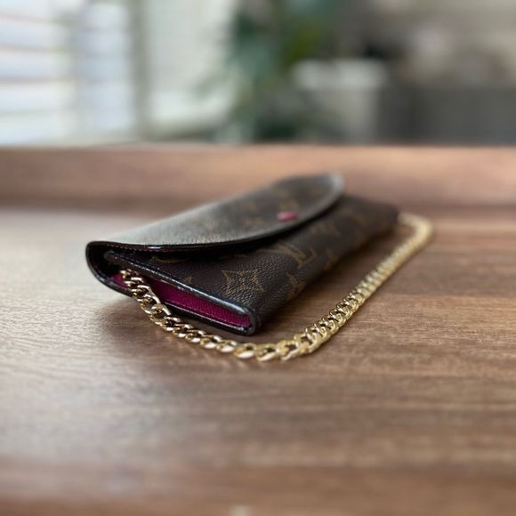💯 AUTH Louis Vuitton monogram Emily wallet on chain - Picture 4 of 12